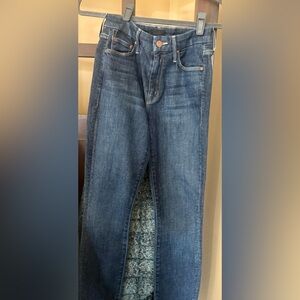 MOTHER The Looker Crop jeans, size 23